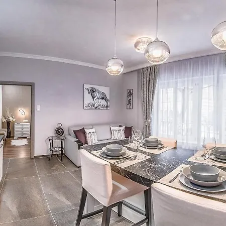 Deluxe Hut בודפשט